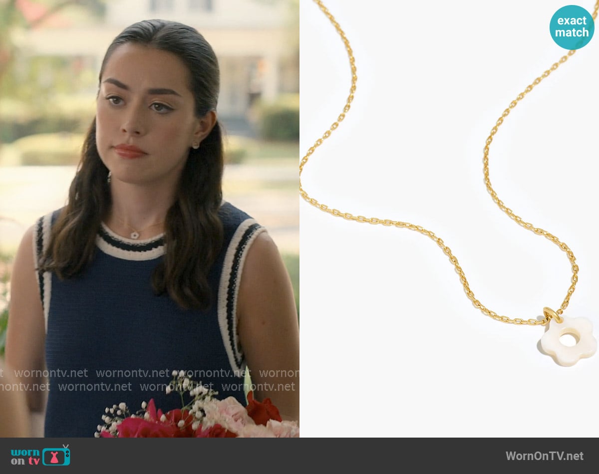 Madewell Retro Daisy Mother of Pearl Pendant Necklace worn by Annie Sullivan (Anneliese Judge) on Sweet Magnolias