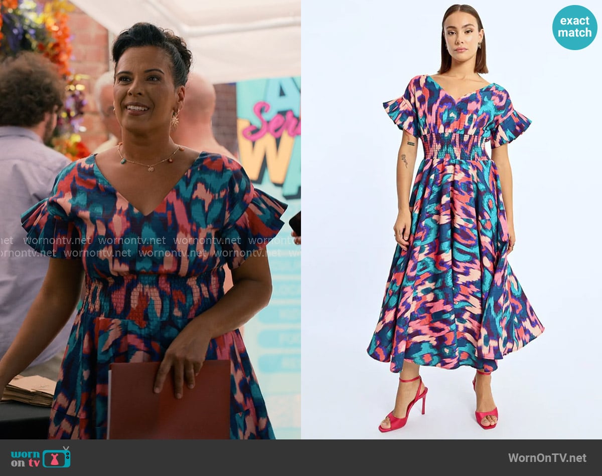 Molly Bracken Valla Dress worn by Beatriz Barrera (Lorraine Rodriguez-Reyes) on Sweet Magnolias