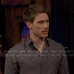 Noah’s grey patterned button down shirt on The Young and the Restless