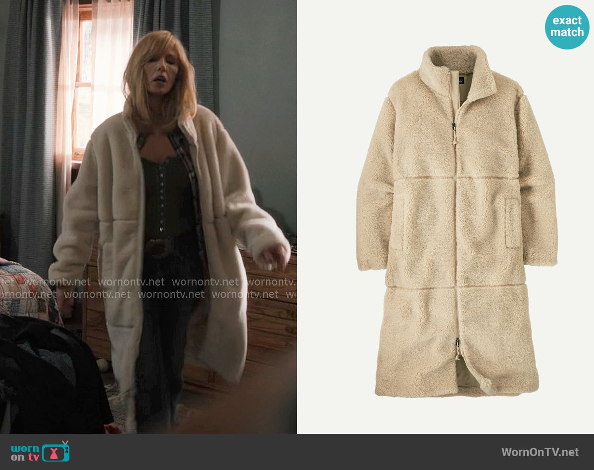 Patagonia Lonesome Mesa Long Fleece Coat worn by Beth Dutton (Kelly Reilly) on Dutton Ranch