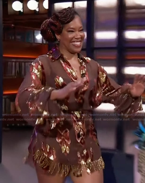 Regina King’s sheer metallic inset blouse on The Kelly Clarkson Show