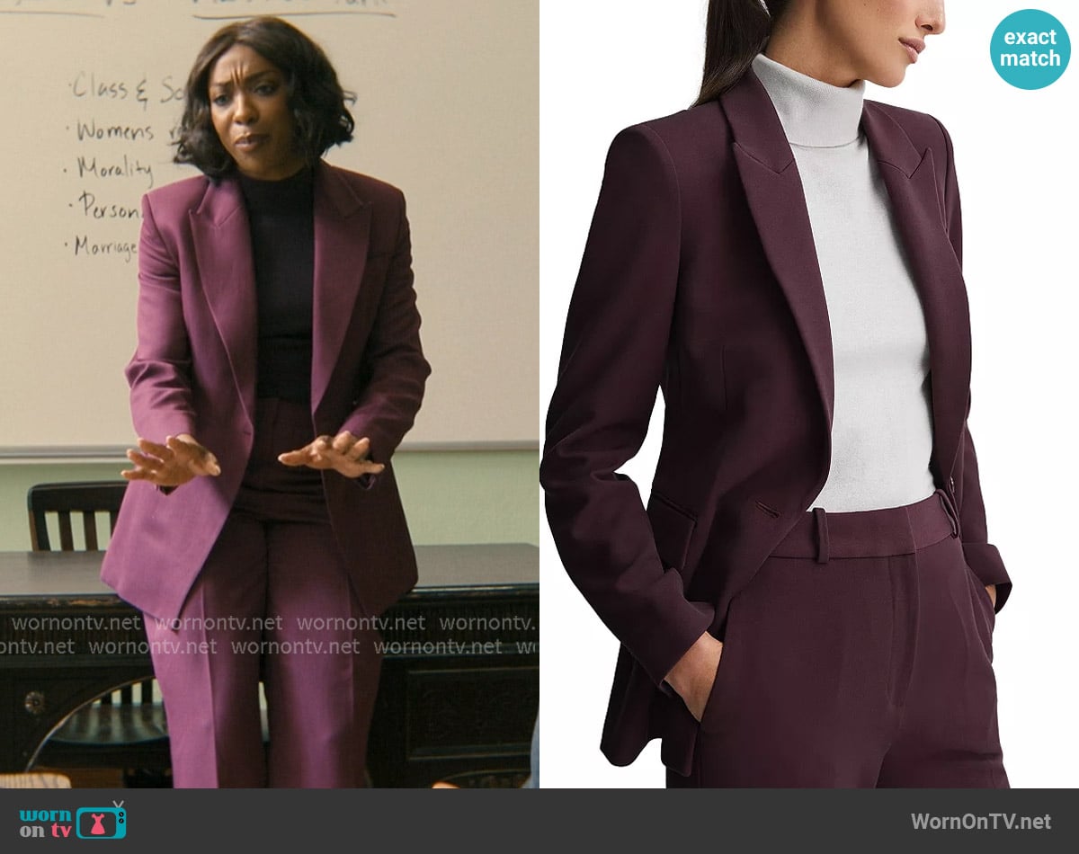 Reiss Gabi Tailored Single Breasted Suit Blazer worn by Kate Woodson (Ego Nwodim) on Not Suitable For Work