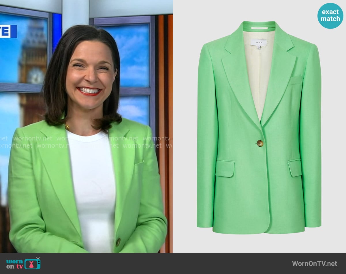 Reiss Gracey Blazer in Green worn by Maggie Rulli on Good Morning America