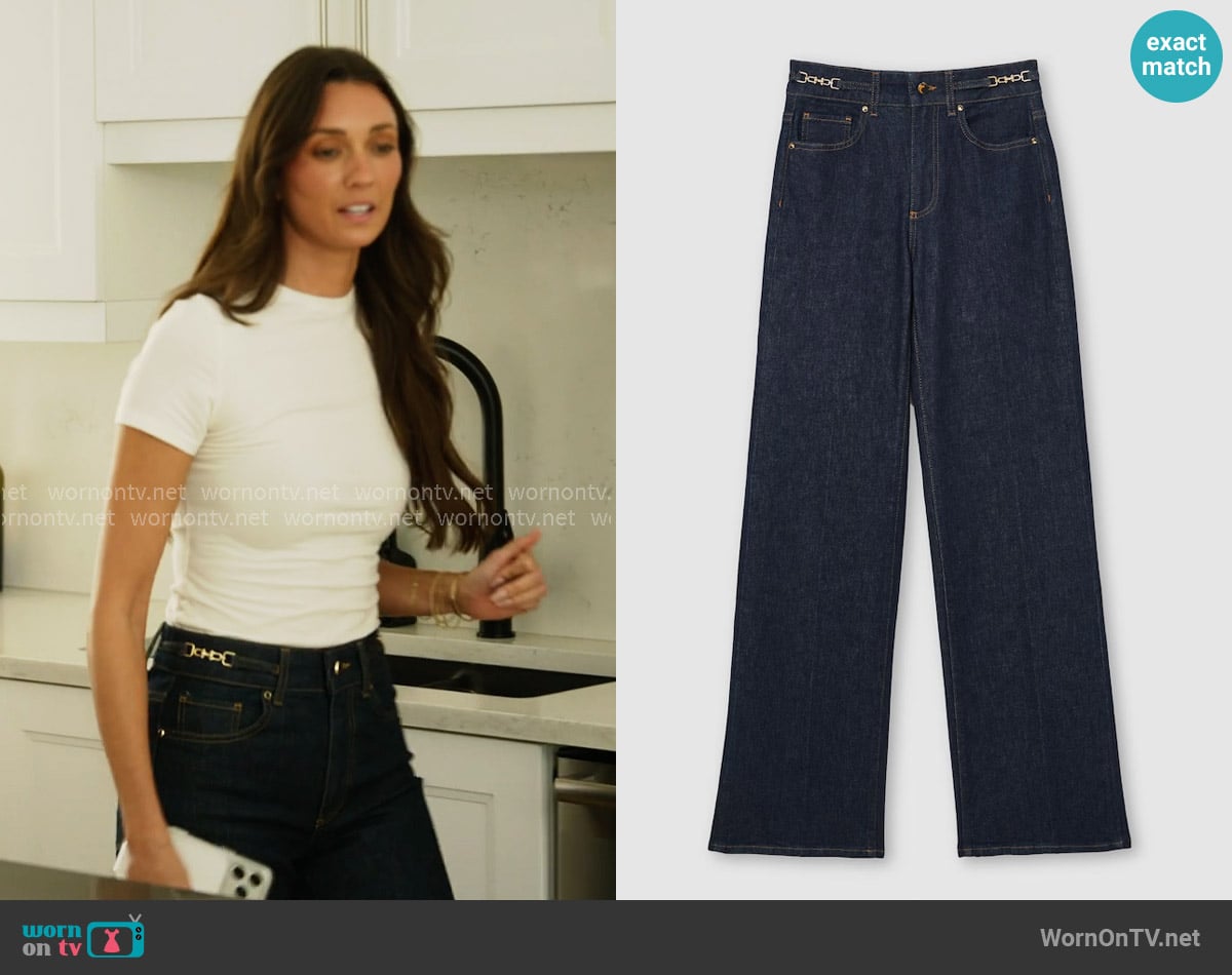 Reiss High-Rise Wide-Leg Jeans in Dark Blue worn by Whitney Fransway on In The City