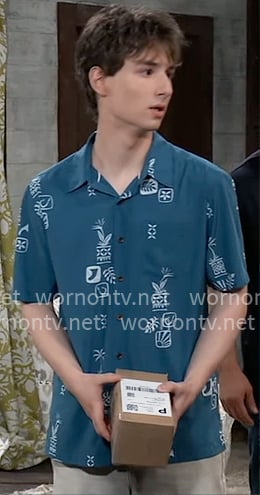 Rocco’s teal blue printed shirt on General Hospital