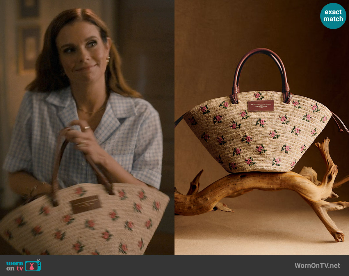 Sezane Justine Basket Bag worn by Maddie Townsend (JoAnna Garcia Swisher) on Sweet Magnolias