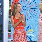 Shannon Doherty’s red floral sleeveless dress on Today
