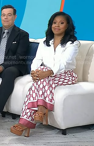 Sheinelle’s brown platform sandals on Today