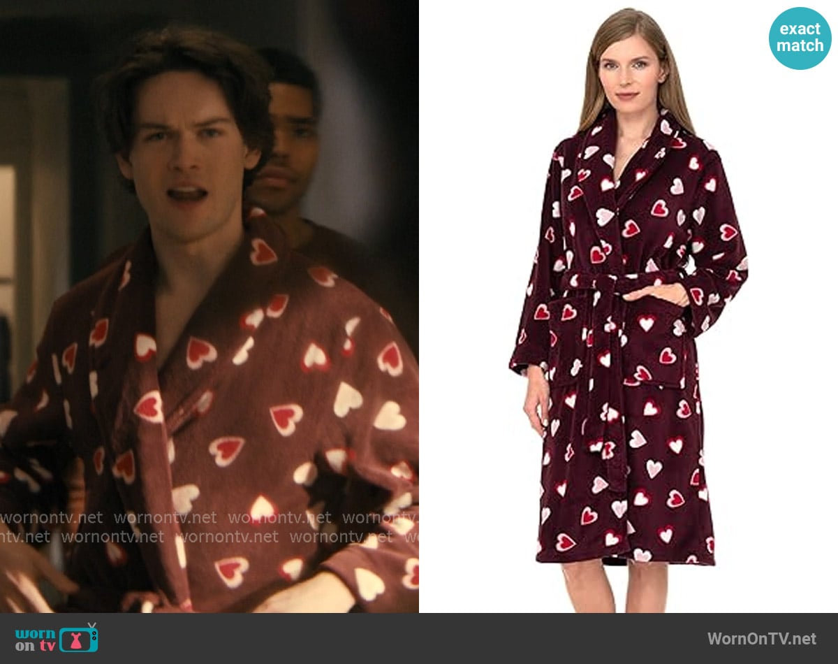 Towel Selections Plush Heart Robe in wine hearts worn by Josh Teitelbaum (Jack Martin) on Not Suitable For Work
