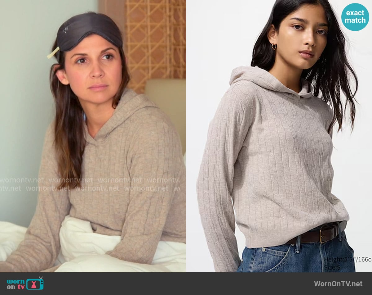 Uniqlo Beige Cableknit Hooded Sweater worn by Janet Caperna on The Valley