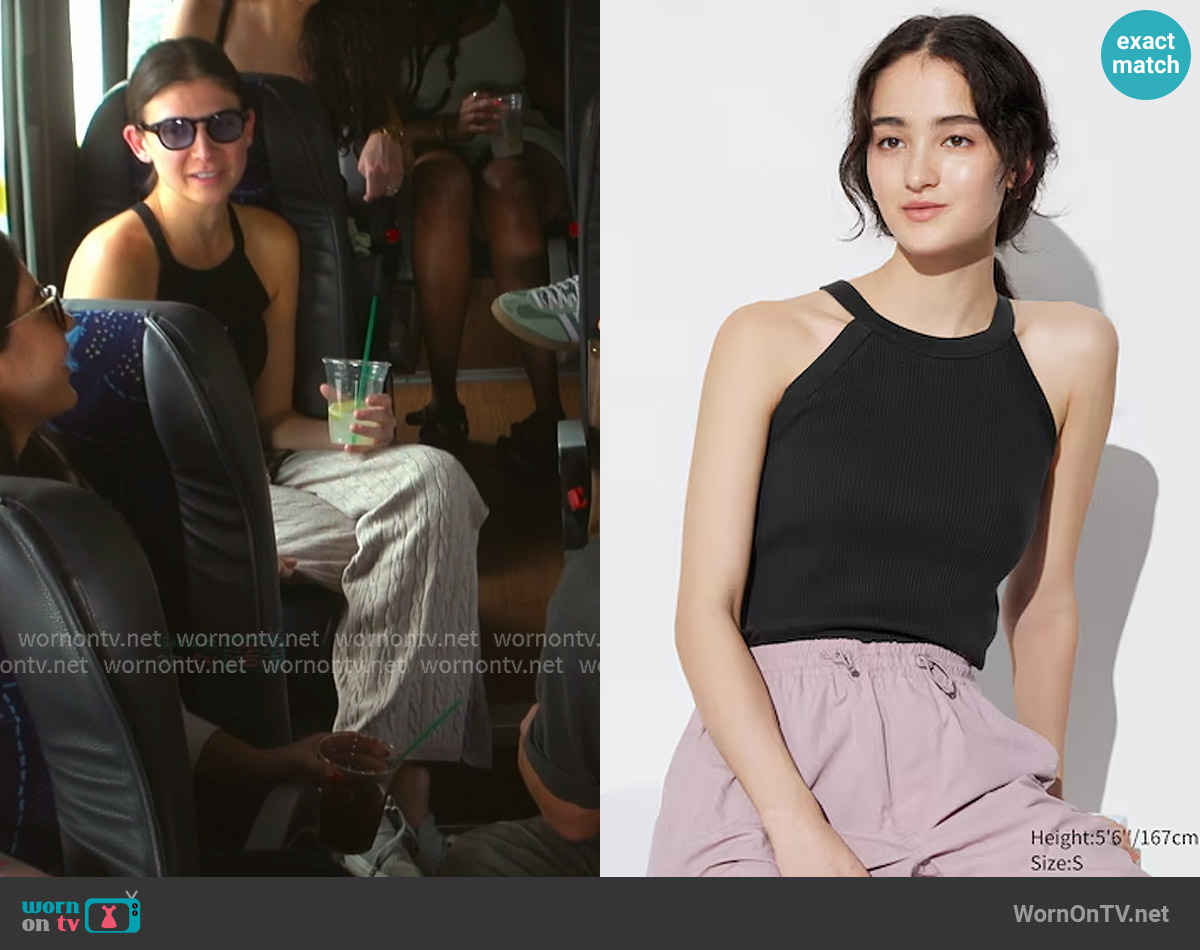 Uniqlo Halter Neck Bra Top worn by Janet Caperna on The Valley