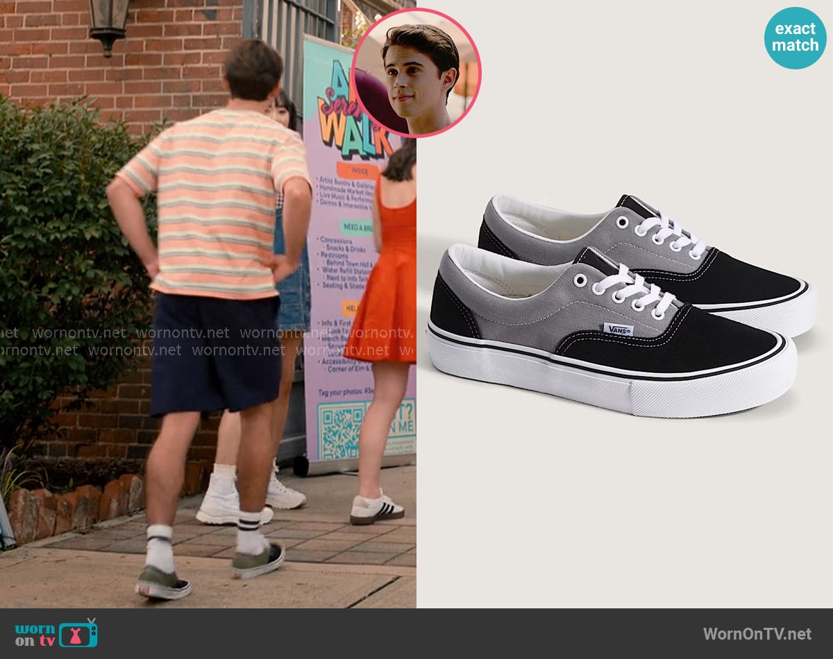 Vans Skate Era Shoe in Black Grey worn by Tyler Townsend (Carson Rowland) on Sweet Magnolias