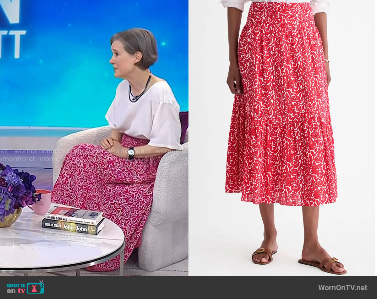 Vineyard Vines Katama Print Maxi Skirt worn by Ann Patchett on Today