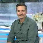 Will Forte’s green shirt on Today