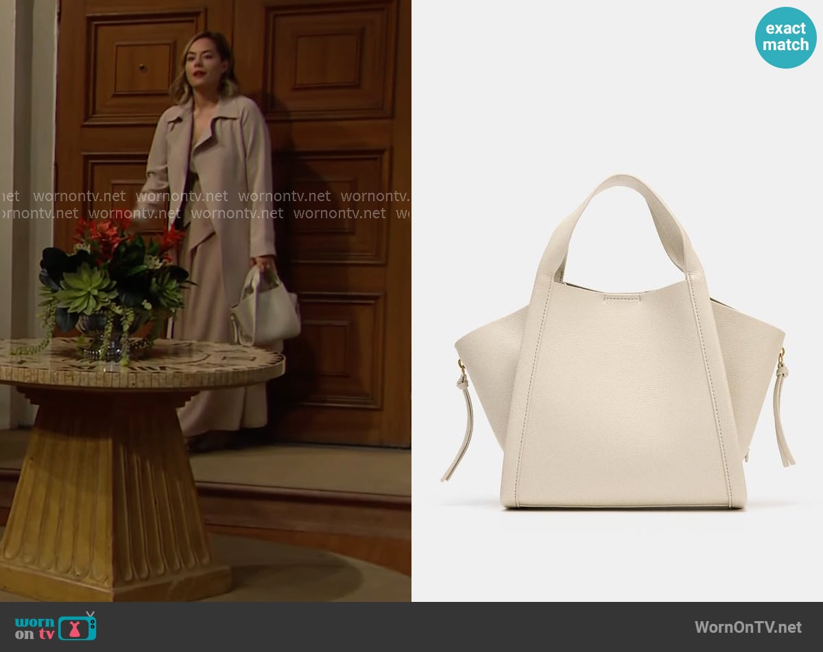 Hope’s bag on The Bold and the Beautiful Hope’s bag on The Bold and the Beautiful