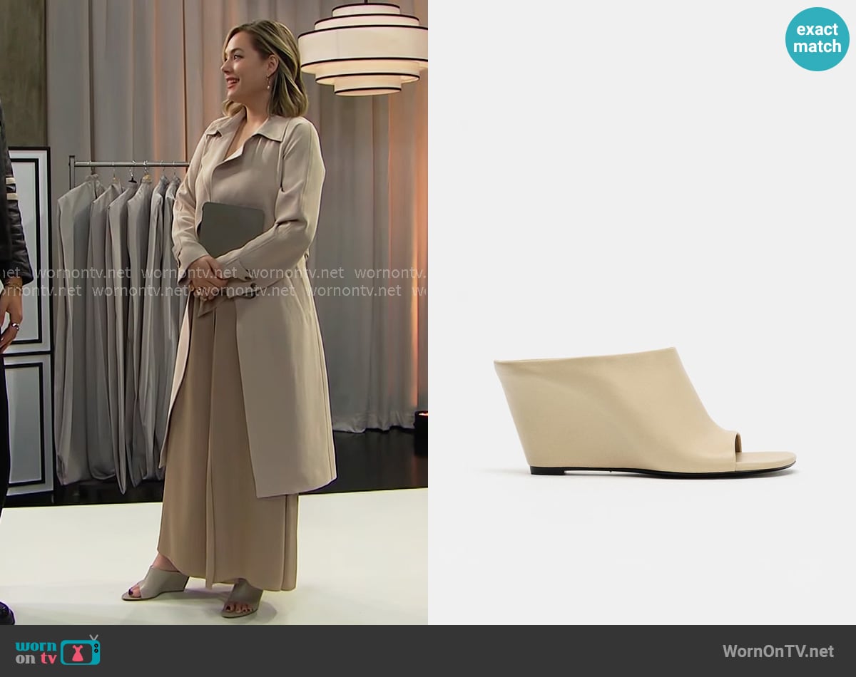 Hope’s leather wedges on The Bold and the Beautiful Hope’s leather wedges on The Bold and the Beautiful