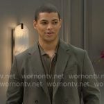 Zende’s dark green suit on The Bold and the Beautiful