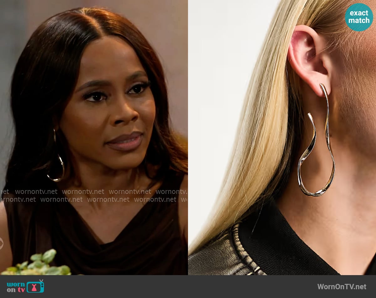 8 Other Reasons Oversized Molten Stud Earrings worn by Hayley Lawson (Marquita Goings) on Beyond the Gates