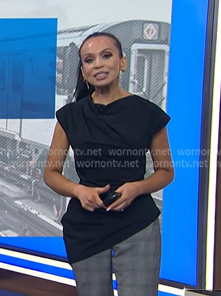 Adelle’s black asymmetric top on Today