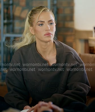 Allie’s brown sweatshirt on The McBee Dynasty Real American Cowboys Allie’s brown sweatshirt on The McBee Dynasty Real American Cowboys