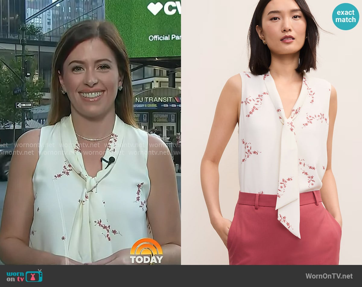 Ann Taylor Floral Bow Neck Shell in Winter White worn by Chloe Melas on Today