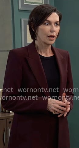 Anna's burgundy blazer on General Hospital