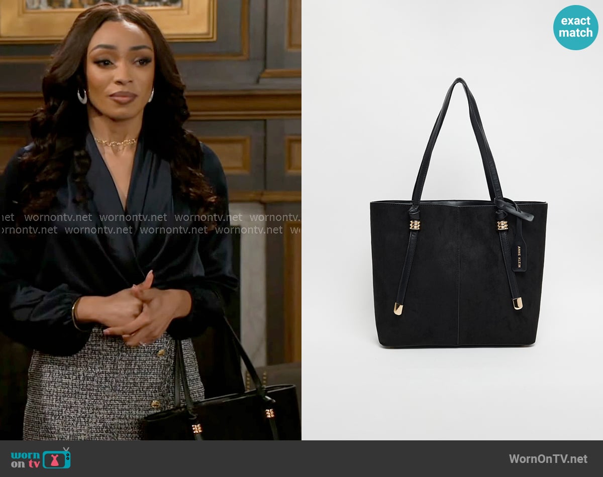 Anne Klein Textured Double Handle Tote Bag worn by Madison Montgomery (Kenjah) on Beyond the Gates