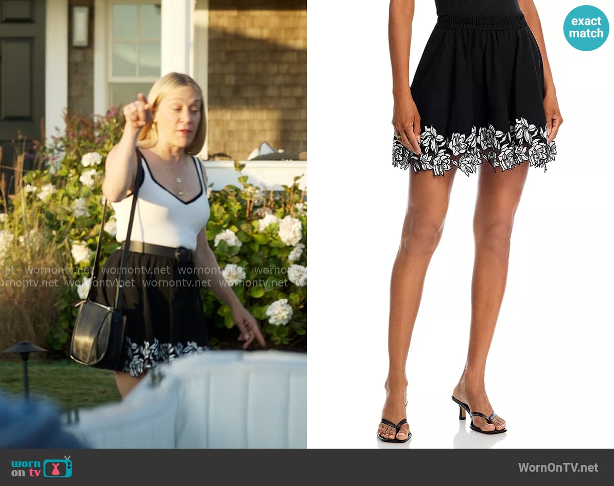 Aqua Cotton Linen Lace Trim Mini Skirt worn by  Tatum McKenzie ( Chloë Sevigny) on The Five Star Weekend