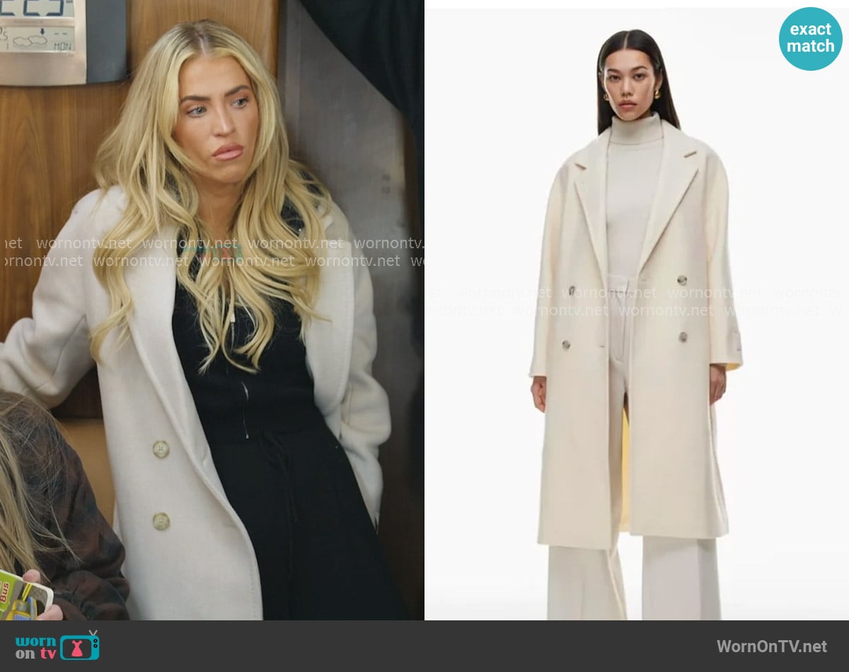 Aritzia The Slouch Wool Coat worn by Allie Eklund on The McBee Dynasty Real American Cowboys
