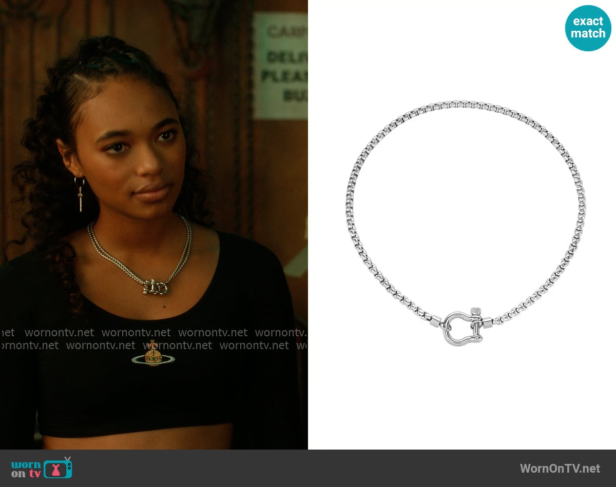Artizan Joyeria 2x Herradura Necklace worn by Kimberly (Chandler Kinney) on Elle