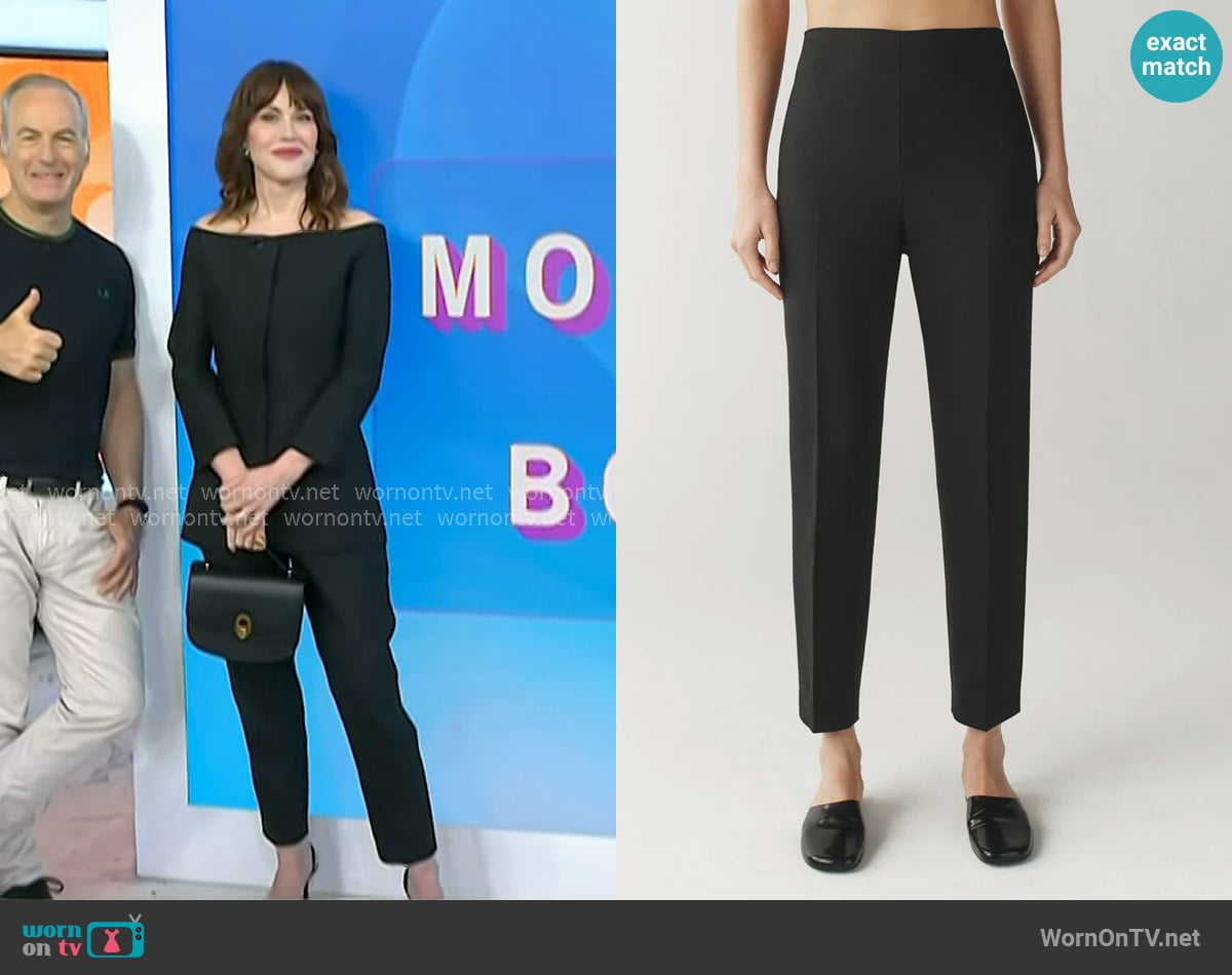 Molly Ringwald’s black ankle pants on Today Molly Ringwald’s black ankle pants on Today