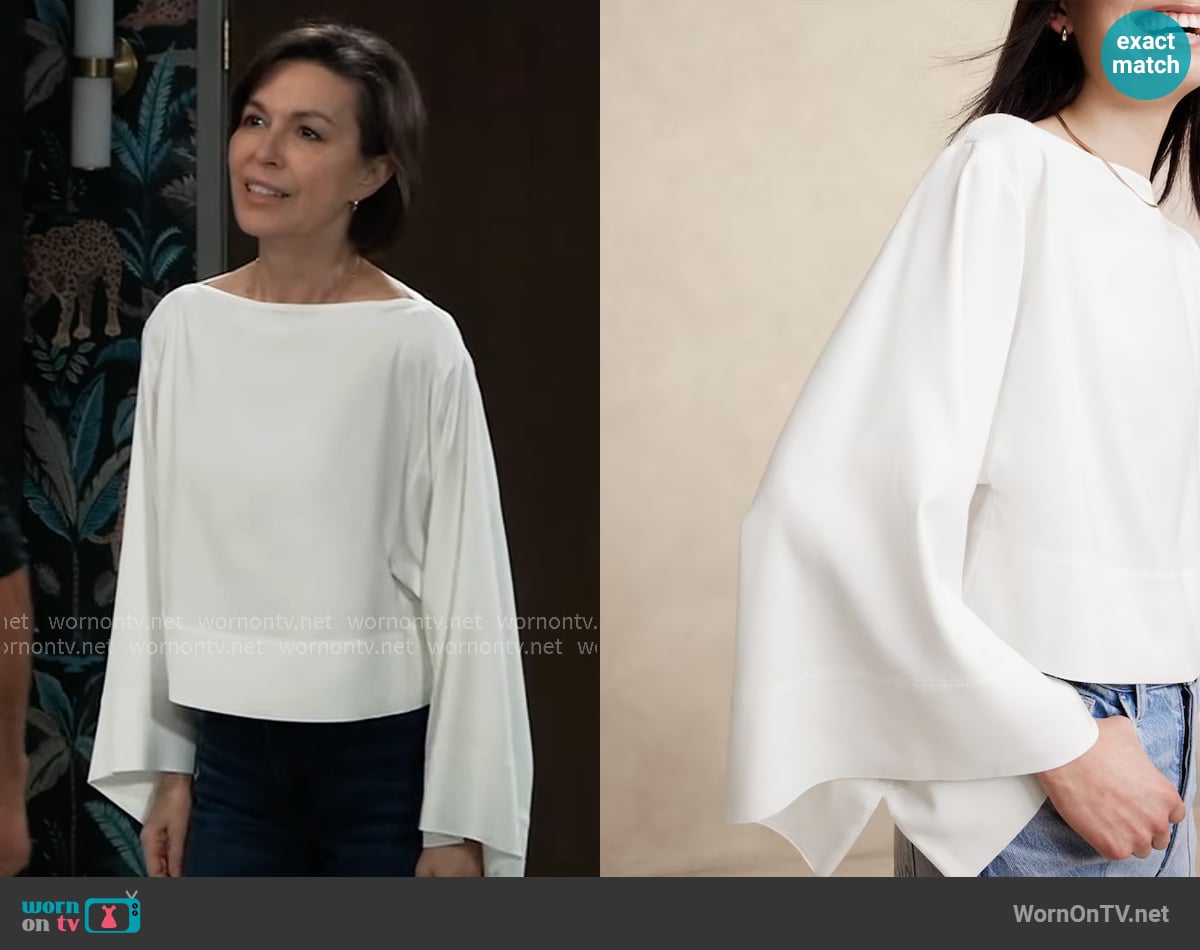 Banana Republic Luna Oversized Top worn by Anna Devane (Finola Hughes) on General Hospital