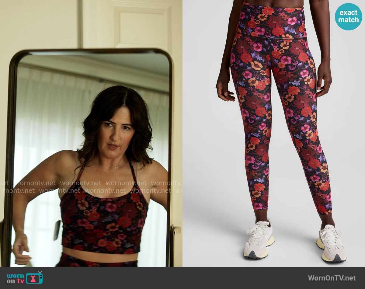Beyond Yoga SoftMark High Waisted Midi Leggings in Summer Bouquet worn by  Brooke Kirtley (D'Arcy Carden) on The Five Star Weekend