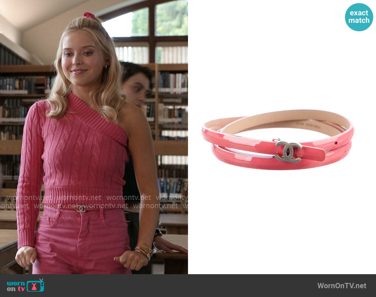 Chanel Interlocking CC logo Belt worn by Elle Woods (Lexi Minetree) on Elle