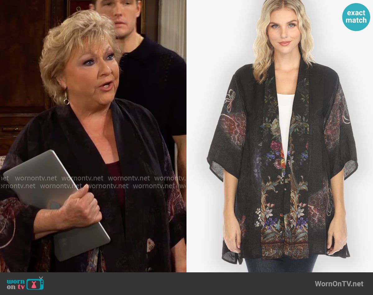 Citron Reversible Vintage Kimono Art / Baroque Garden Silk Kimono worn by Traci Abbott (Beth Maitland) on The Young and the Restless