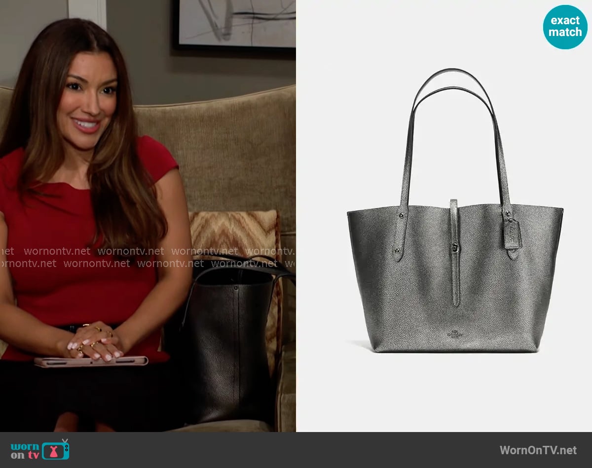 Coach Market Tote in Gunmetal worn by Audra Charles (Zuleyka Silver) on The Young and the Restless