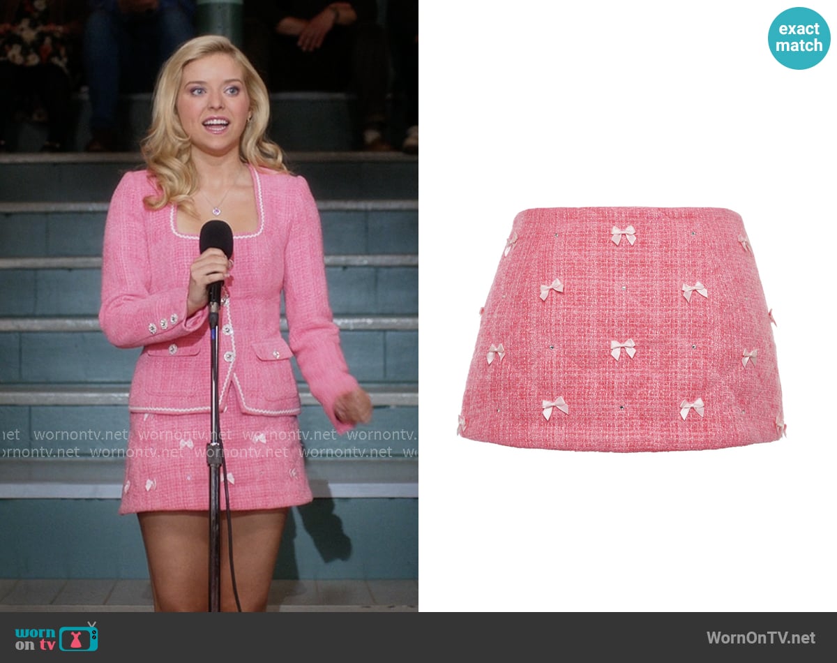 Cosette di Ames Diana Mini Skirt worn by Elle Woods (Lexi Minetree) on Elle