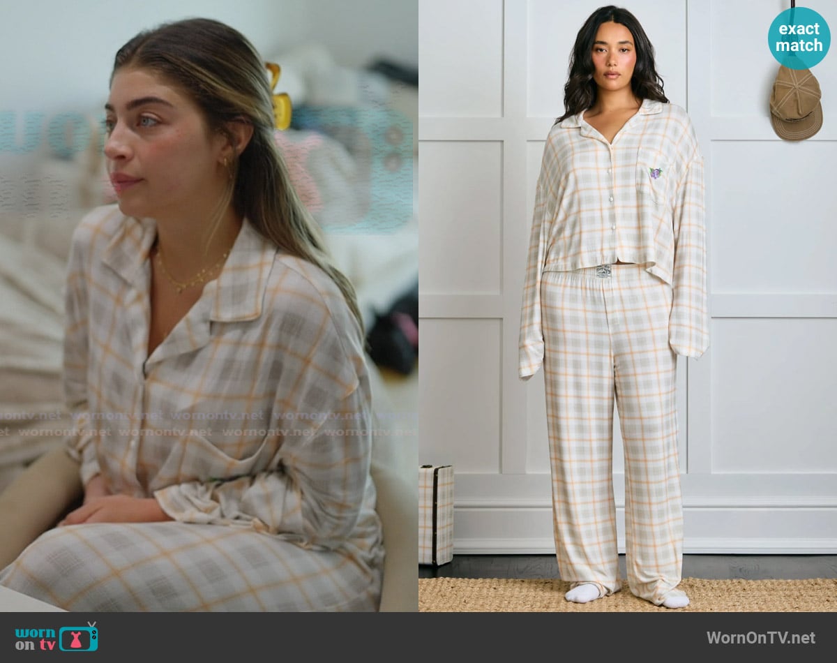 Dairy Boy Garden Bed Sleep Set worn by Gia Giudice on Next Gen NYC