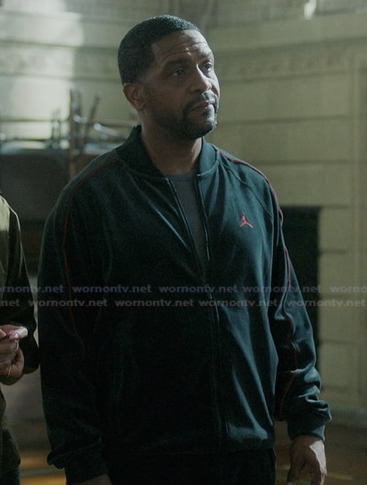 Darnell’s black track jacket on The Chi