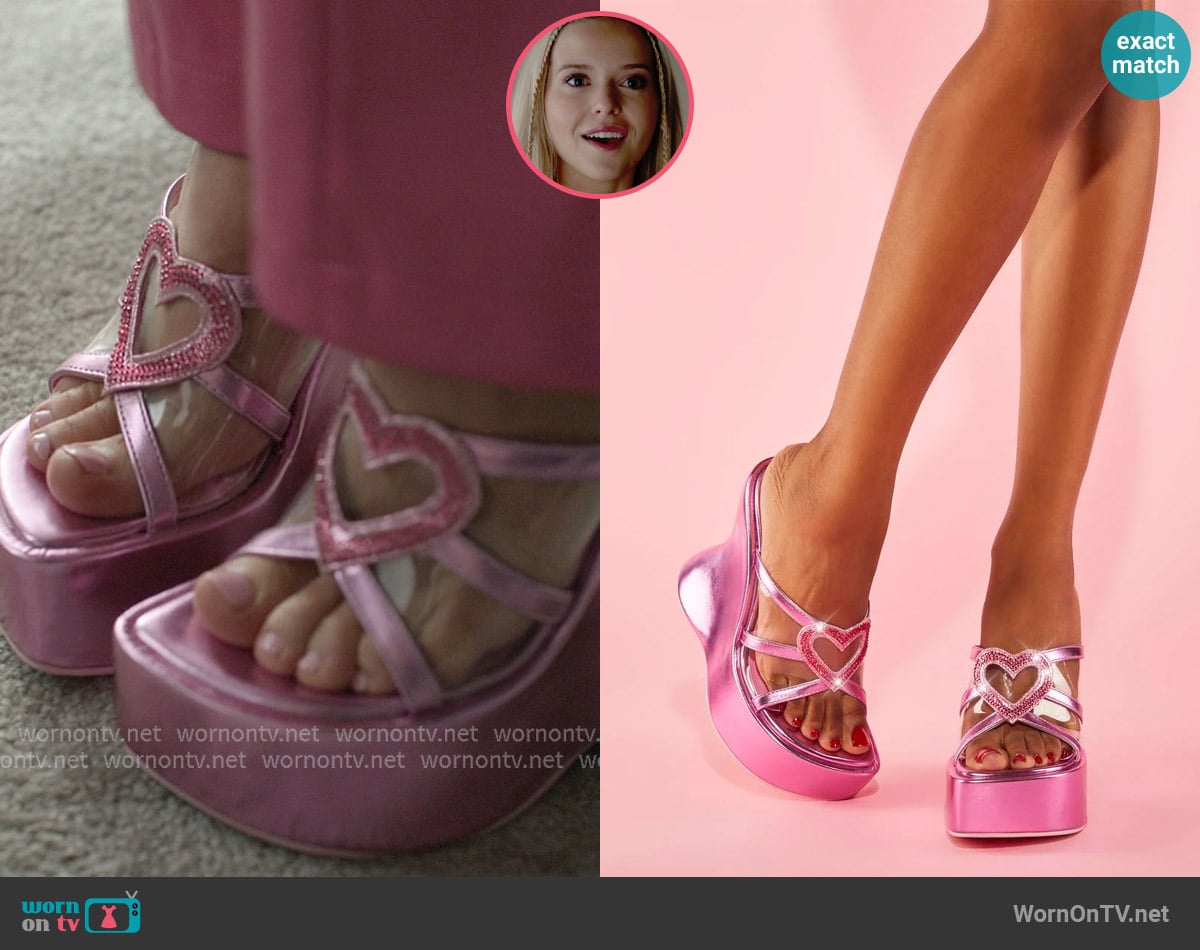 Dolls Kill Walking The Line Platform Wedges worn by Elle Woods (Lexi Minetree) on Elle