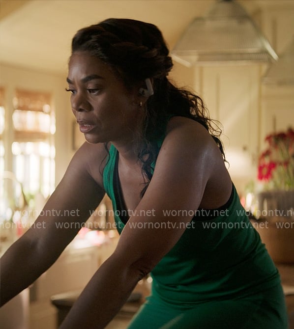 Dru-Ann’s green tank top and leggings set on The Five Star Weekend