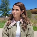 Elizabeth Cook's green jacket with pink collar on CBS Mornings