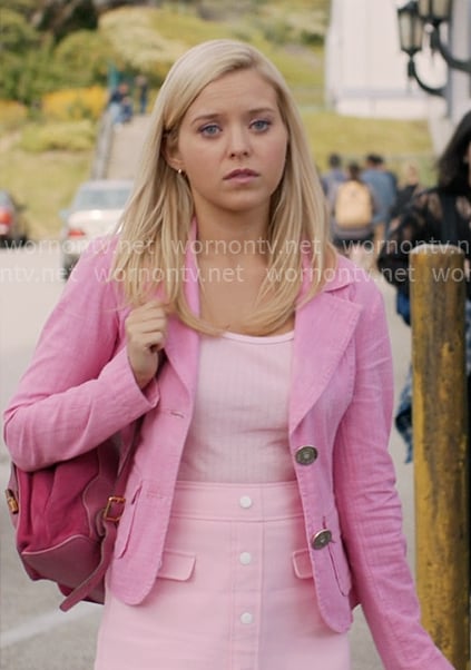 Elle’s pink button front mini skirt on Elle