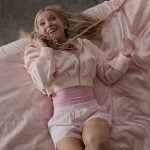 Elle’s pink hoodie on Elle