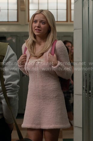 Elle’s pink knit mini dress and cardigan on Elle