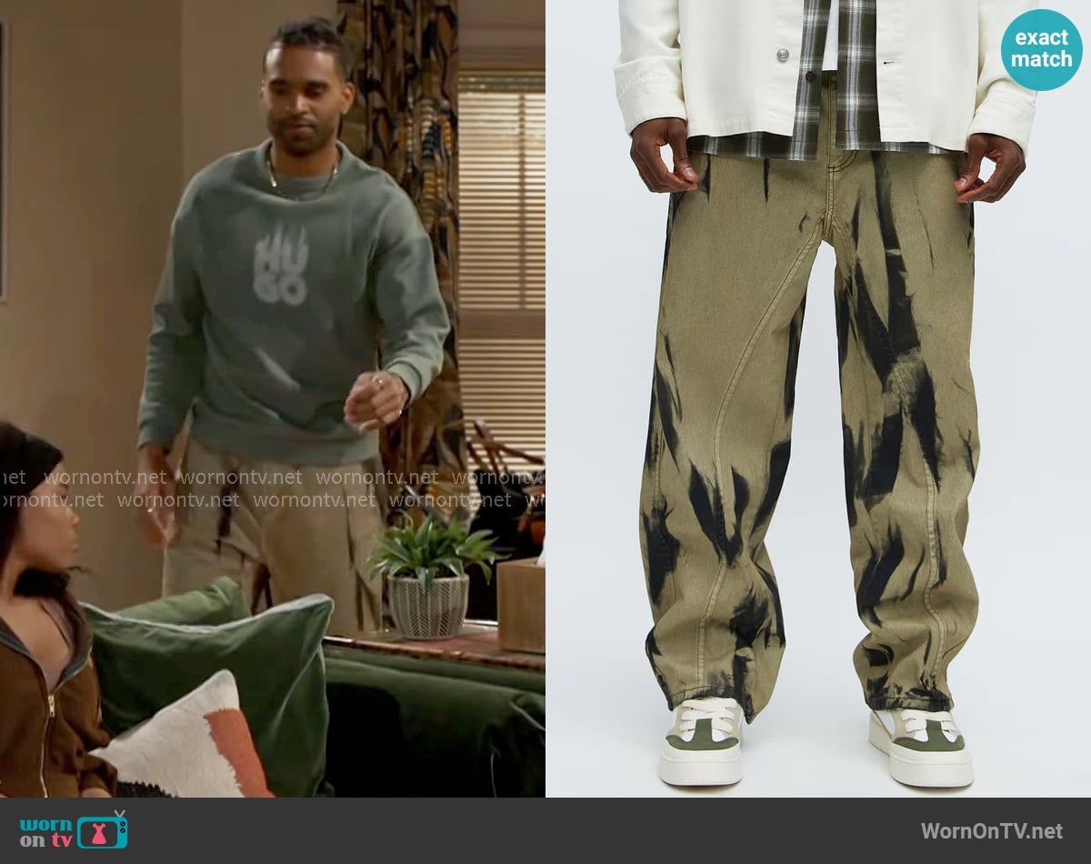 Fashion Nova Baggy On The Block Tie Dye Jeans worn by Izaiah Hawthorne (David Lami Friebe) on Beyond the Gates