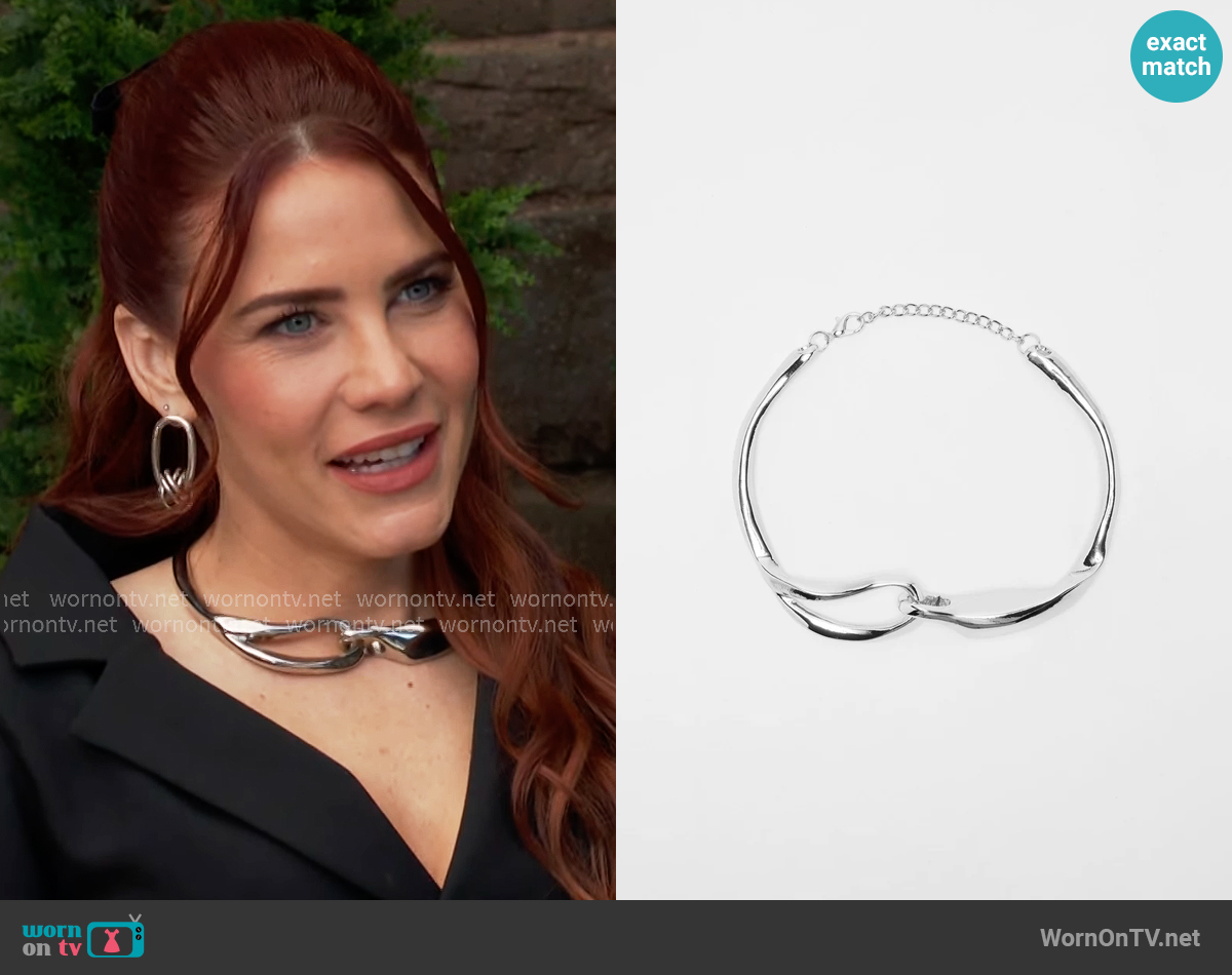 Fashion Nova North Of Neptune Necklace worn by Sally Spectra (Courtney Hope) on The Young and the Restless
