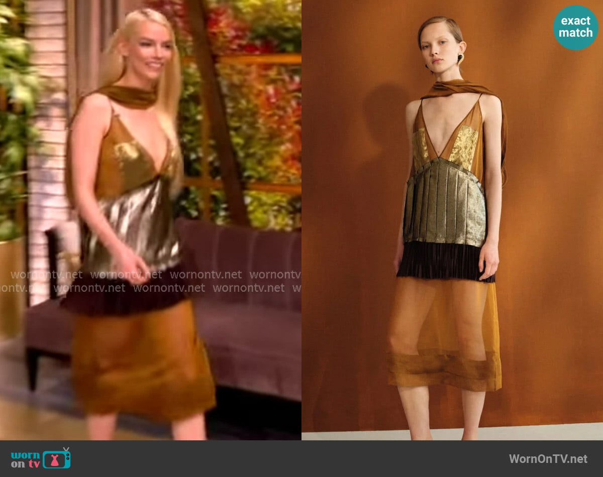 Ferragamo 2027 Resort Collection worn by Anya Taylor-Joy on The View