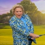 Fortune Feimster’s blue floral print blazer on Good Morning America