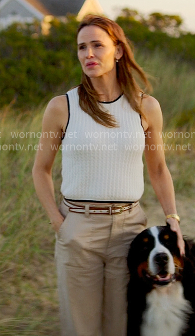 Hollis’ knit top with contrast trims on The Five Star Weekend